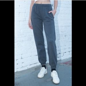 brandy melville dark gray rosa sweatpants